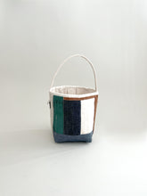 Load image into Gallery viewer, No.47 SMALL PATCHWORK BUCKET TOTE
