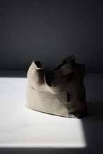 Load image into Gallery viewer, MITAKA LINEN SMALL BAG
